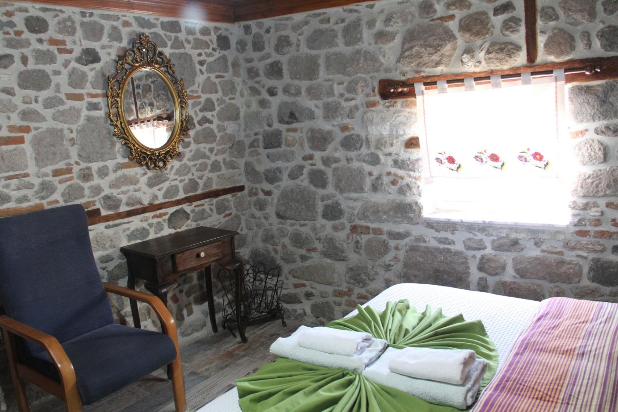 Taskonak Bergama Bagian luar foto